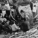 Pieczenie kiełbasy na rożnie - 1968r